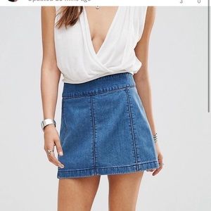 Free People Zip to It Denim Mini Skirt Size 0 NWOT